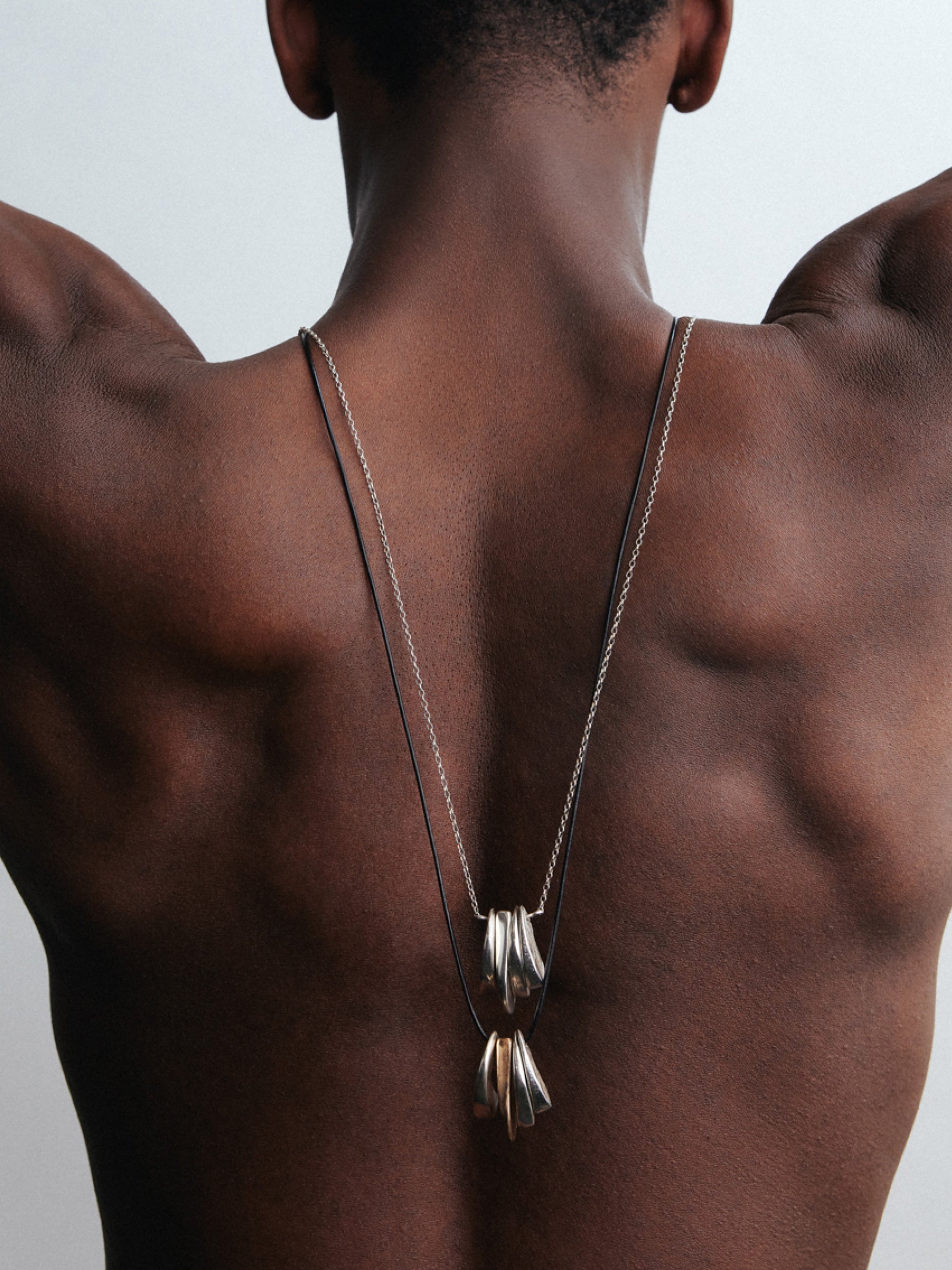 The Chikara Necklace Leather